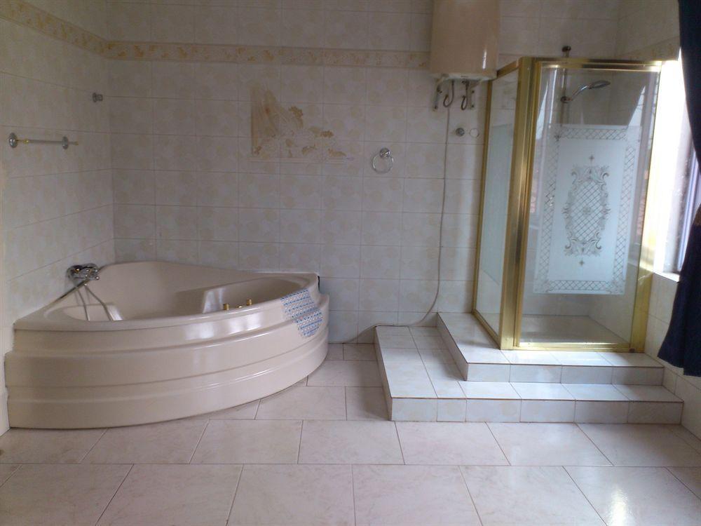 Tribeca Hotel Ghana Accra Luaran gambar